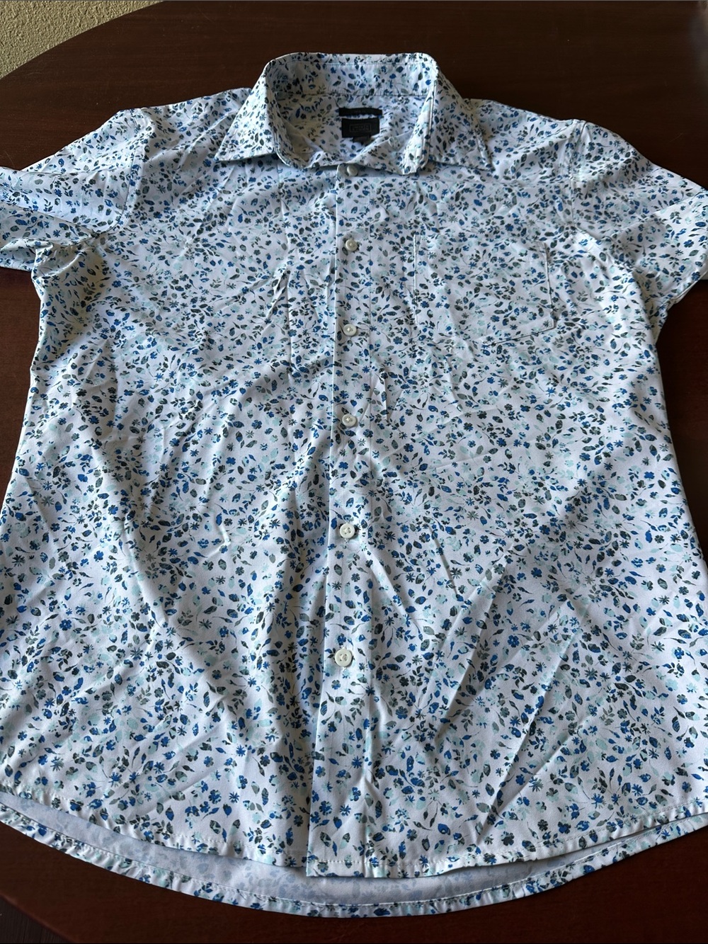 14th & Union Short-Sleeve Button-Down Shirt in White and Blue Floral